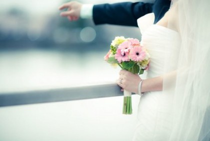 ��ʫ��Ļ���ע������ĳ���ˣ������ǲ��ò���